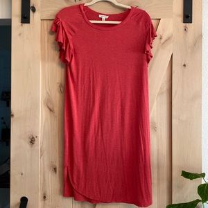 Max Studio SMALL soft ruffle sleeve tulip slit dress (red)